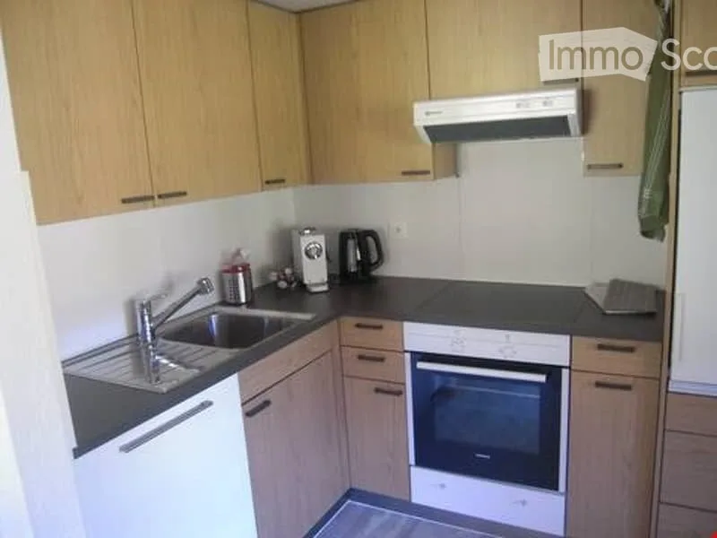 möblierte 3-Zimmerwohnung mit Blick auf den Simmenfall – Foto 3 von 5