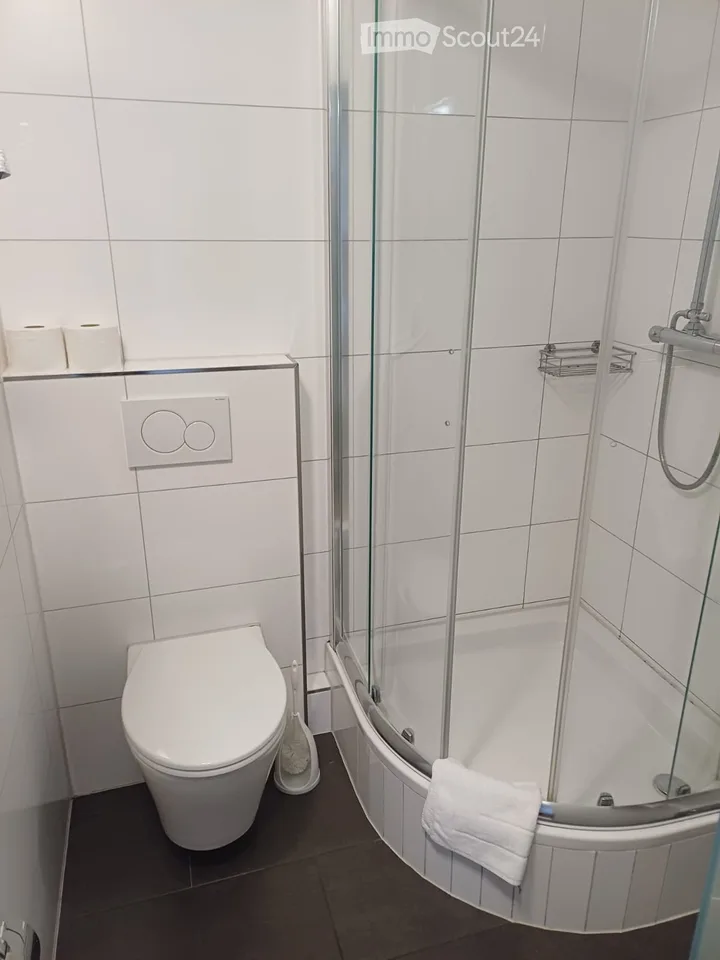 Monat Zimmer Hotelzimmer – Foto 2 von 3