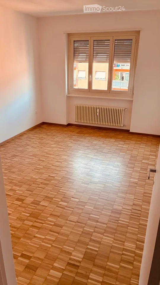 Appartement in ausgezeichnetem Zustand in Chiasso – Foto 4 von 5