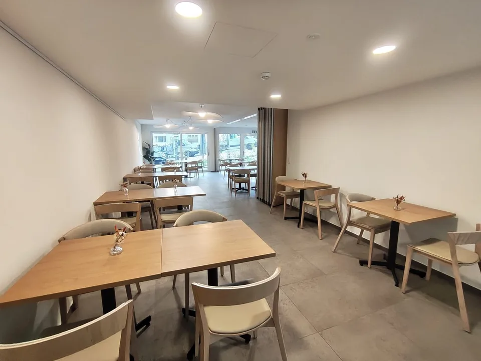 Restaurant Schlüssel in der Hand zu vermieten in einer neuen Residenz zwei Schritte von der Gare entfernt – Foto 7 von 9