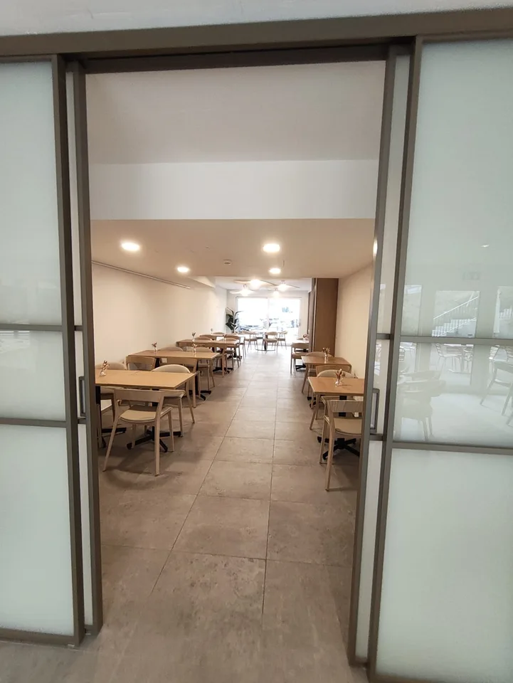 Restaurant Schlüssel in der Hand zu vermieten in einer neuen Residenz zwei Schritte von der Gare entfernt – Foto 6 von 9