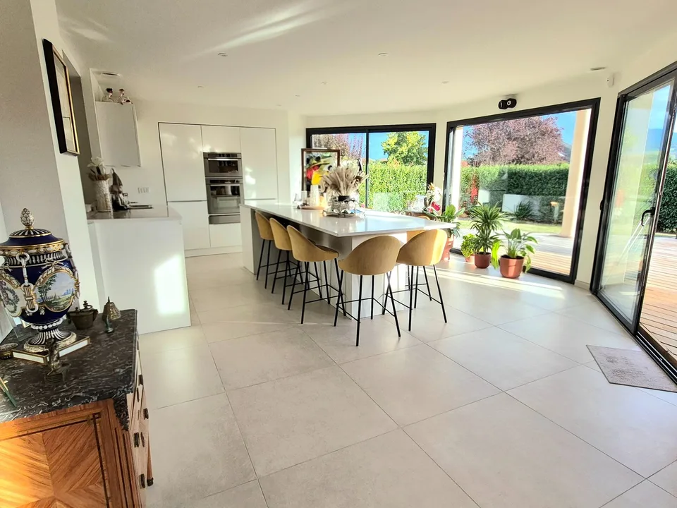 Haus T5 160 m2 von Ausnahme mit Pool und Grundstück von 1 200 m2 – Foto 5 von 13
