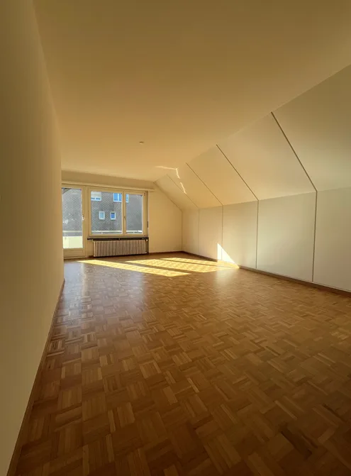Bright 4.5-room apartment with balcony and beautiful view in Köniz – photo 6 of 17