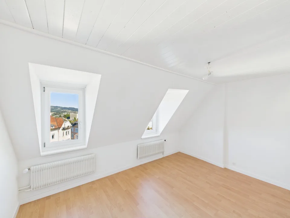 Charmante 2-Zimmer-Dachwohnung an der Teufener Strasse – Foto 7 von 10