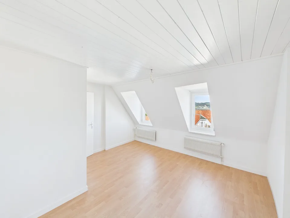 Charmante 2-Zimmer-Dachwohnung an der Teufener Strasse – Foto 9 von 10