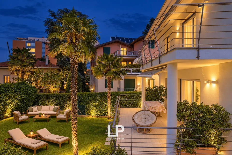 Villa singola in stile moderno con giardino a Varese – foto 4 di 13