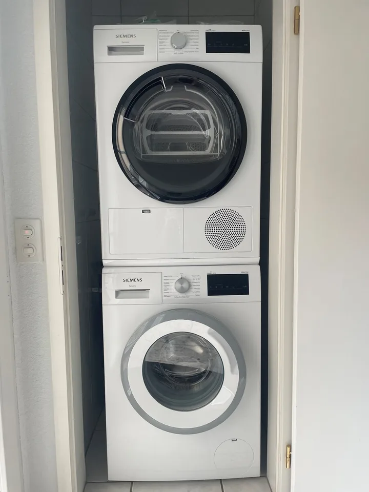 3.5 bzw. 4.5 Zimmer-Maisonette-Wohnung mit grosser Gemeinschaftsterrasse – Foto 9 von 14