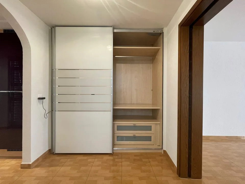 3.5 bzw. 4.5 Zimmer-Maisonette-Wohnung mit grosser Gemeinschaftsterrasse – Foto 8 von 14