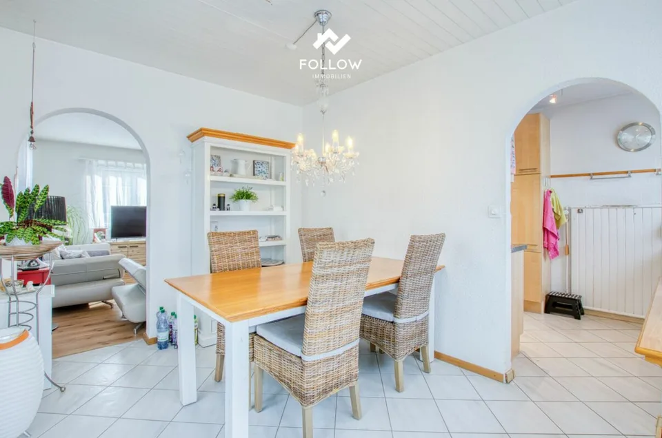 Unique location with lake view and private garden – photo 6 of 20