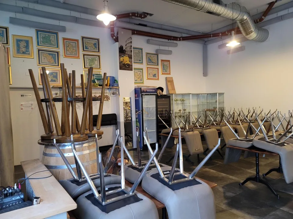 RICERCHIAMO GESTORE DI RISTORANTE – HORW / LUZERN – foto 19 di 20