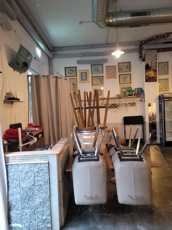 RICERCHIAMO GESTORE DI RISTORANTE – HORW / LUZERN – foto 17 di 20