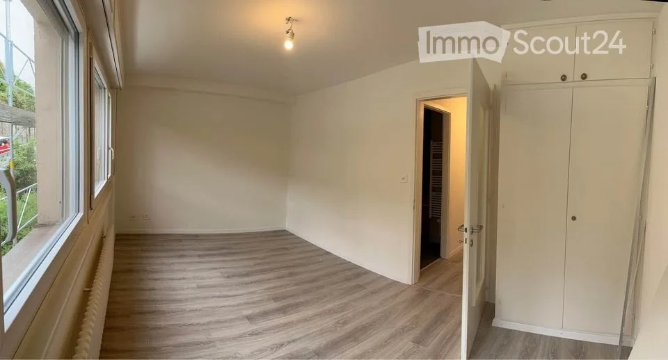 Schönes Apartment 3 1/2 Zimmer mit Blick auf den Neuenburgersee – Foto 4 von 5