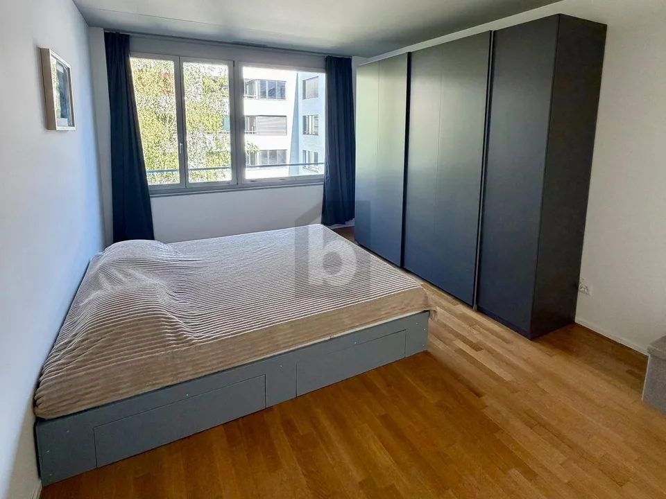 LICHTDURCHFLUTET UND MODERN AM EULACHPARK – Foto 3 von 6