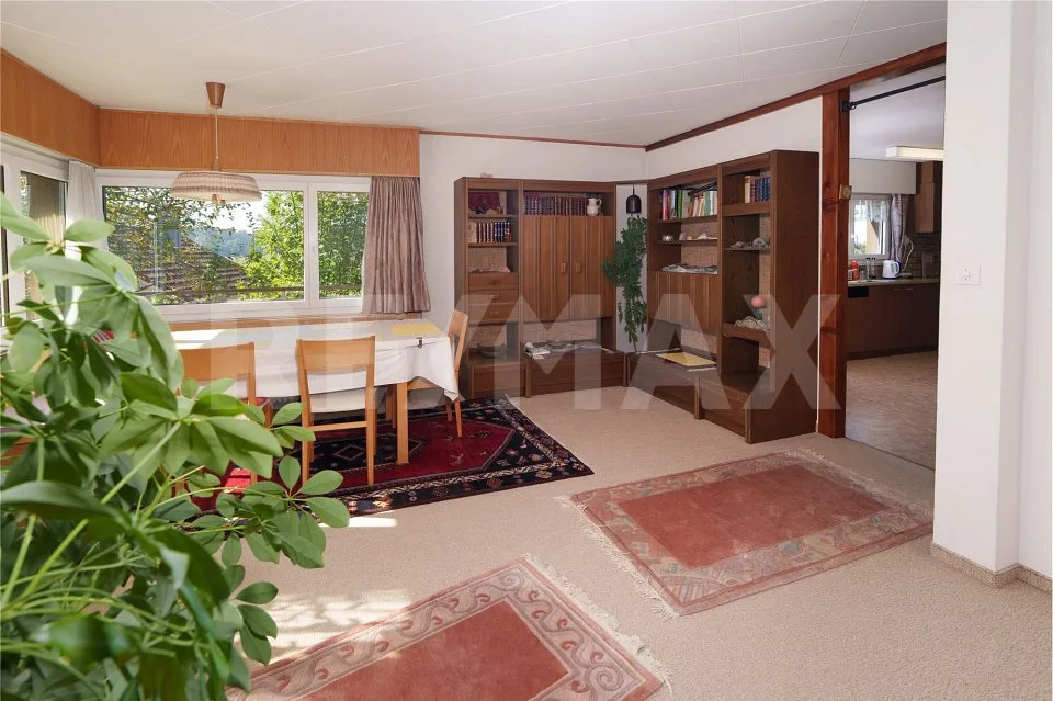 Ein Zuhause mit fantastischer Weitsicht und viel Potenzial – Foto 8 von 13