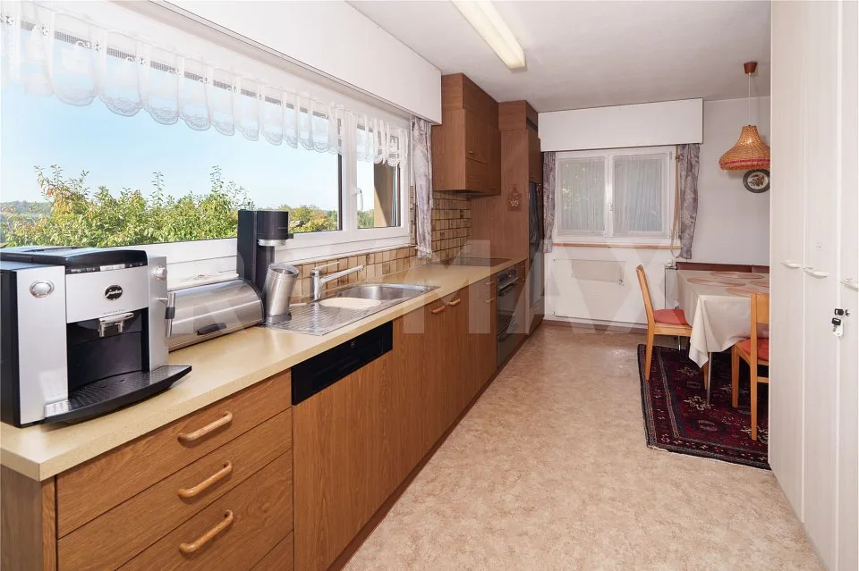 Ein Zuhause mit fantastischer Weitsicht und viel Potenzial – Foto 9 von 13