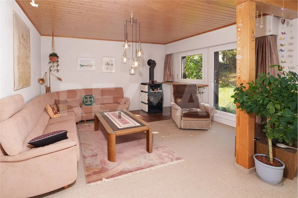 Ein Zuhause mit fantastischer Weitsicht und viel Potenzial – Foto 7 von 13