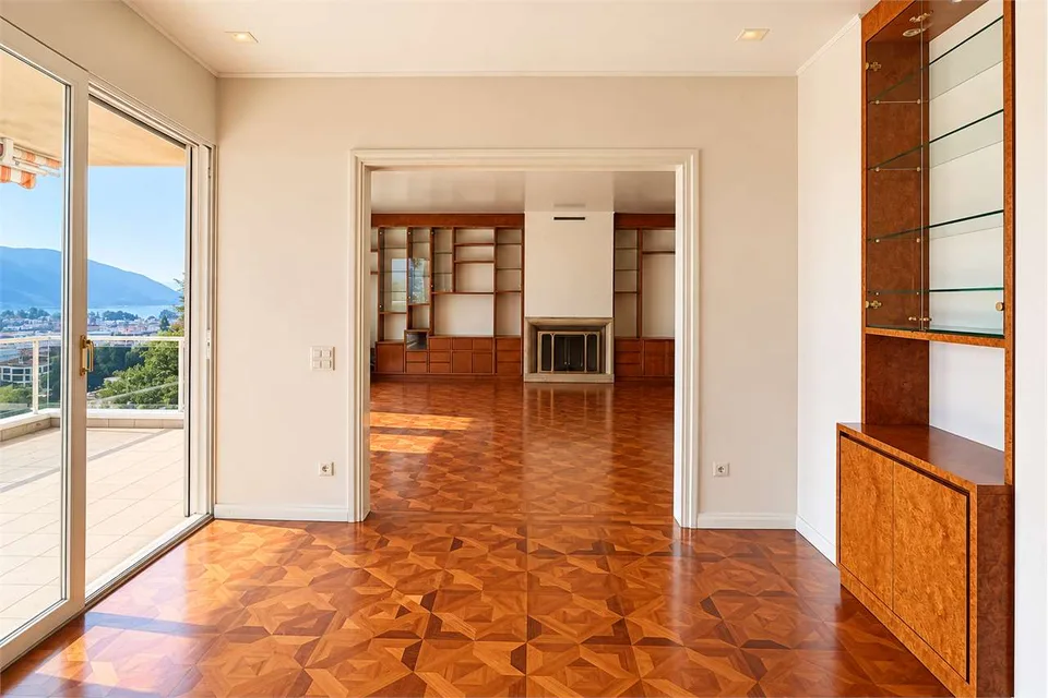 Elegante Residenza con vista lago e giardino privato – foto 13 di 13