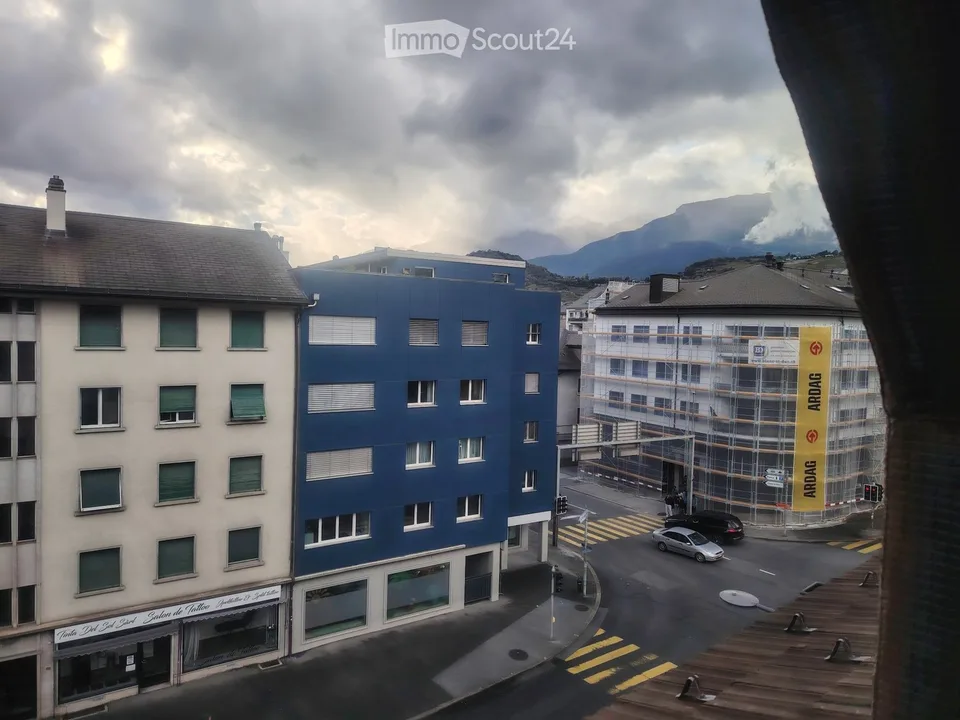 Übernahme des Mietvertrags Studio im Zentrum von Sion – Foto 3 von 5