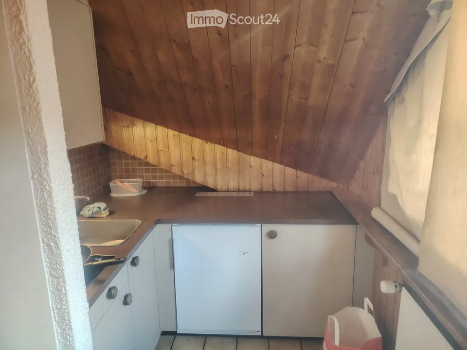 Übernahme des Mietvertrags Studio im Zentrum von Sion – Foto 5 von 5