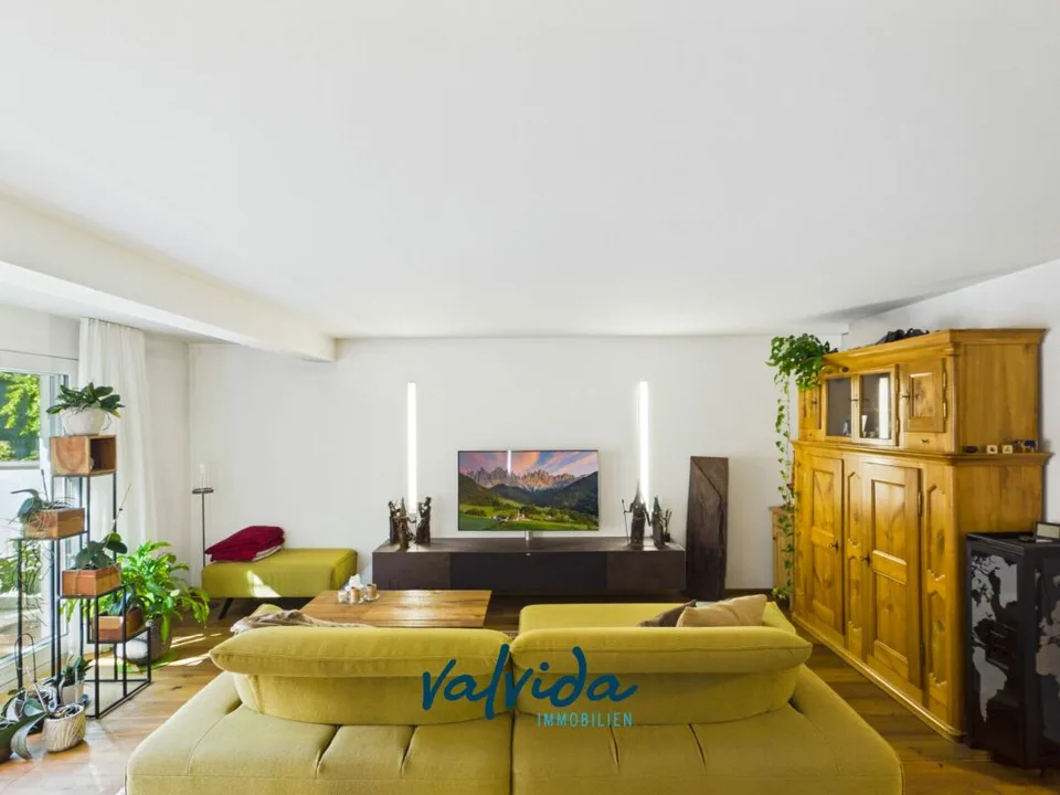 Ein Raumwunder der Extraklasse - hochwertig saniertes 5.5-Zimmer-Reihenhaus in Gampel – Foto 4 von 14