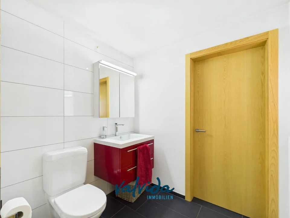 Ein Raumwunder der Extraklasse - hochwertig saniertes 5.5-Zimmer-Reihenhaus in Gampel – Foto 6 von 14