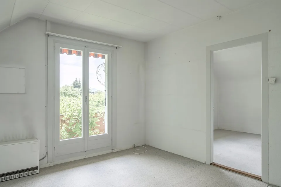 Einfamilienhaus mit Baulandreserve an zentraler Lage – Foto 10 von 13