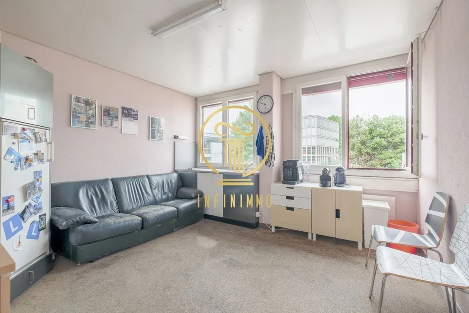 MORGES - Superficie commerciale con vista lago! – foto 6 di 6