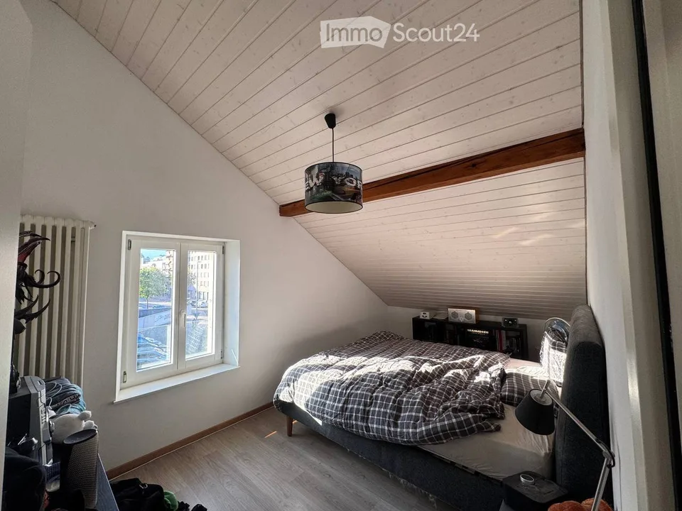 Schönes 3-Zimmer-Apartment mit sichtbaren Balken – Foto 6 von 7