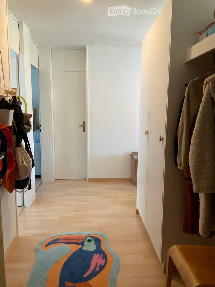 Helle 3.5 Zimmerwohnung mit 2 Balkonen – Foto 6 von 12