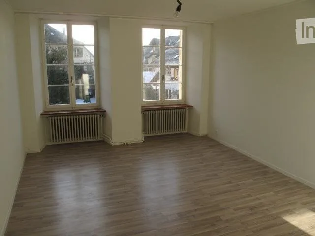 Ruhige, grosse 4 Zimmer-Wohnung, 1. Etage – Foto 6 von 9