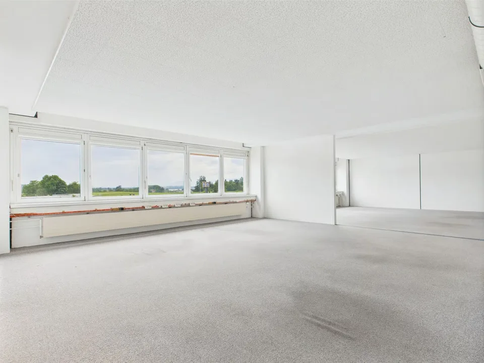 310m2 moderne Gewerbefläche im 2. OG in Murten – Foto 10 von 19