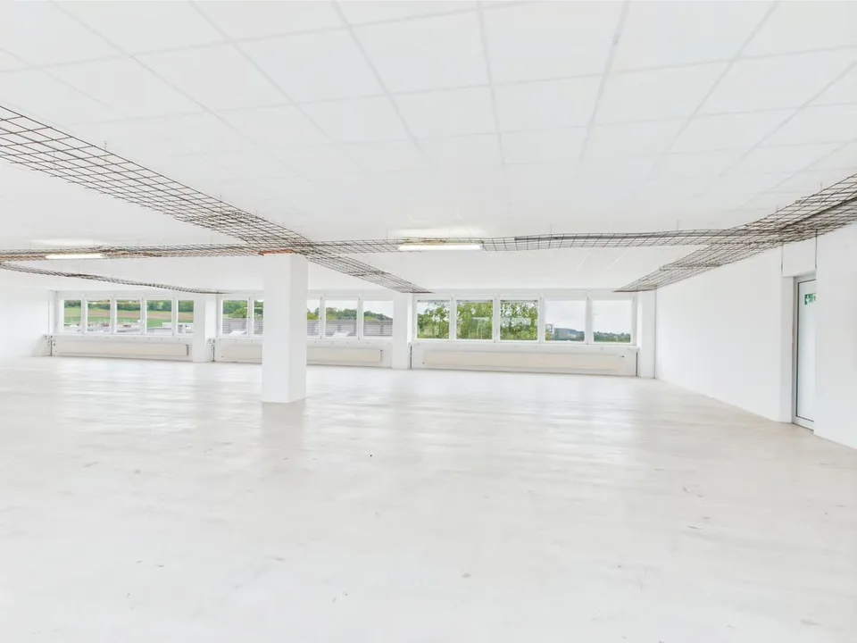 350m2 - Moderne und helle Gewerbefläche im 2. OG mit toller Aussicht – Foto 9 von 14