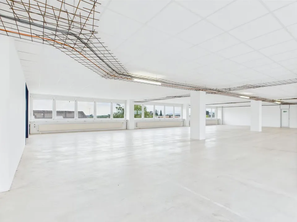 350m2 - Moderne und helle Gewerbefläche im 2. OG mit toller Aussicht – Foto 3 von 14