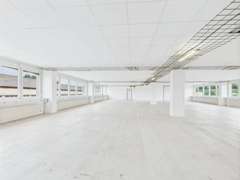350m2 - Moderne und helle Gewerbefläche im 2. OG mit toller Aussicht – Foto 11 von 14