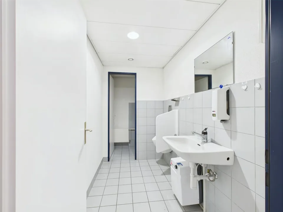 350m2 - Moderne und helle Gewerbefläche im 2. OG mit toller Aussicht – Foto 14 von 14