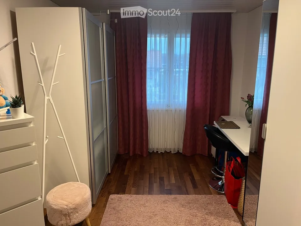5.5-Zimmer-Doppeleinfamilienhaus in Wilen b. Wil – Foto 13 von 23