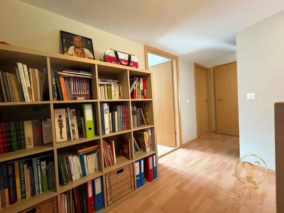 Saint-George - PORTA APERTA - Casa contemporanea rinnovata con gusto, vista lago e fascino unico! – foto 9 di 13