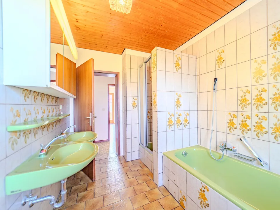 Casa a due famiglie necessitante di ristrutturazione – foto 8 di 13