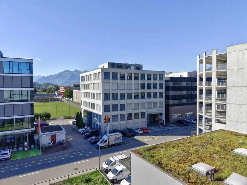 Espace de bureau moderne avec cuisine & salle de réunion – photo 12 sur 13