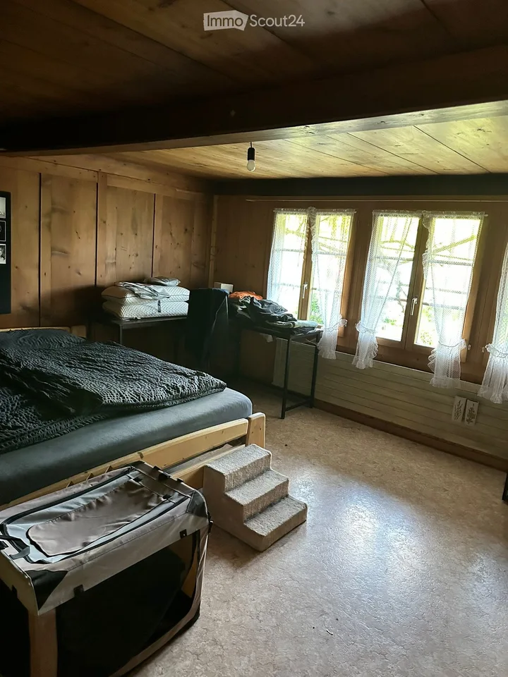 Charmant appartement 4.5 pièces dans un immeuble ancien avec balcon à Teuffenthal près de Thun – photo 9 sur 15