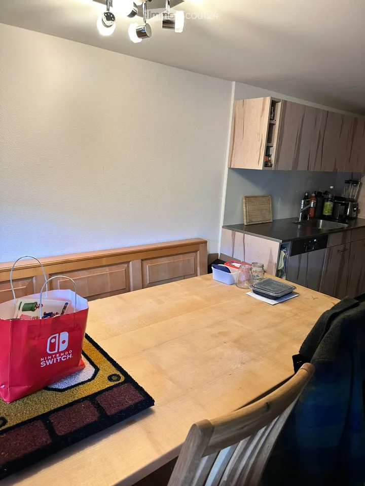Charmant appartement 4.5 pièces dans un immeuble ancien avec balcon à Teuffenthal près de Thun – photo 7 sur 15