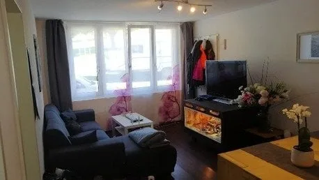 Charmante 2-Zimmerwohnung im EG – Foto 2 von 3