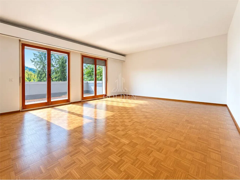 Breganzona - 3.5 Zimmer mit 139 m² und 311 m² privatem Garten und Balkon – Foto 5 von 10