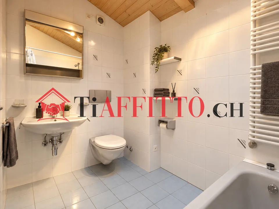 RIVA SAN VITALE - 2.5 LOCALI MANSARDATO – foto 4 di 6