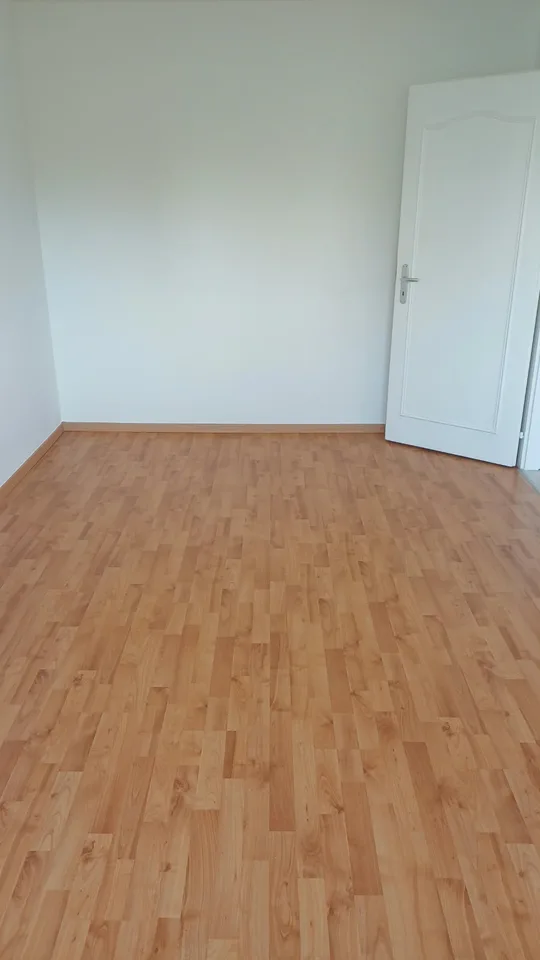 Helles 4-Zimmer-Wohnung mit Balkon! – Foto 10 von 14
