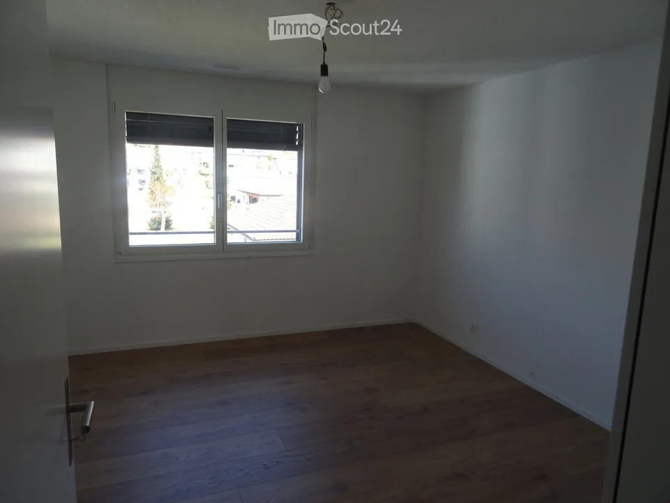 Top ausgestattete 4.5-Zimmer-Wohnung – Foto 10 von 15