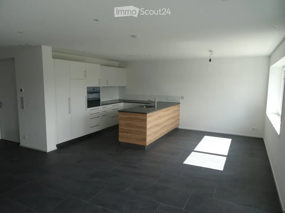 Top ausgestattete 4.5-Zimmer-Wohnung – Foto 2 von 15