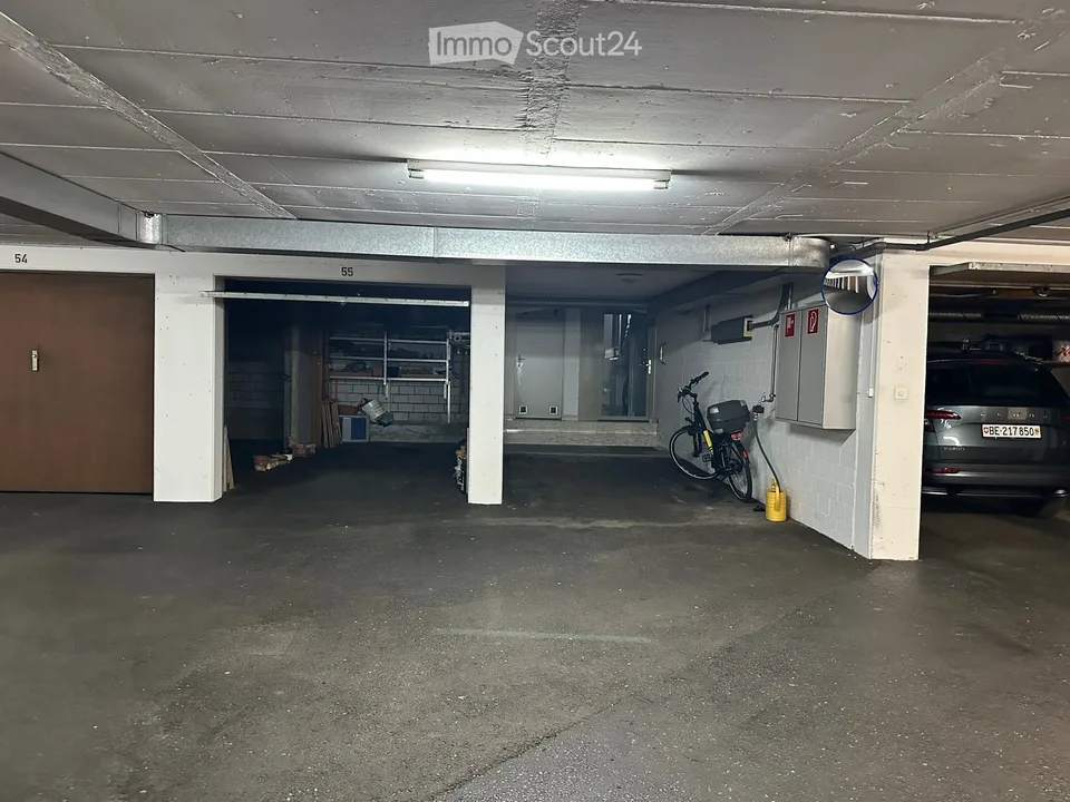 3 1/2 Zimmer Dachwohnung an bevorzugter Wohnlage mit Einzelgaragenbox, abschliessbar – Foto 18 von 24