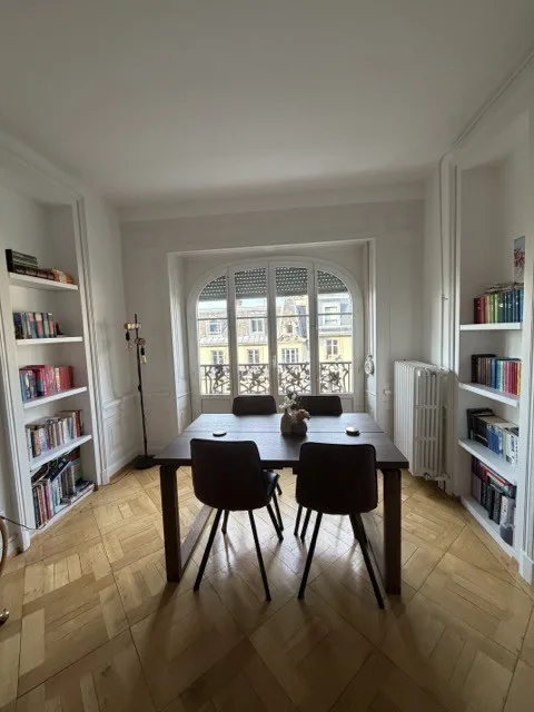 Charmantes 4.5-Zimmer-Wohnung - Zentrale Lage - Seeblick – Foto 4 von 12