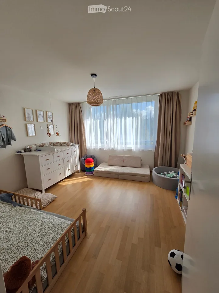 grosszügige 4.5-Zimmer-Wohnung ca 140m2 in Gossau SG – Foto 5 von 5